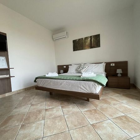 Maison De Cheeramie - Tourist Apartments Tra Mare E Etna ماسكالي المظهر الخارجي الصورة
