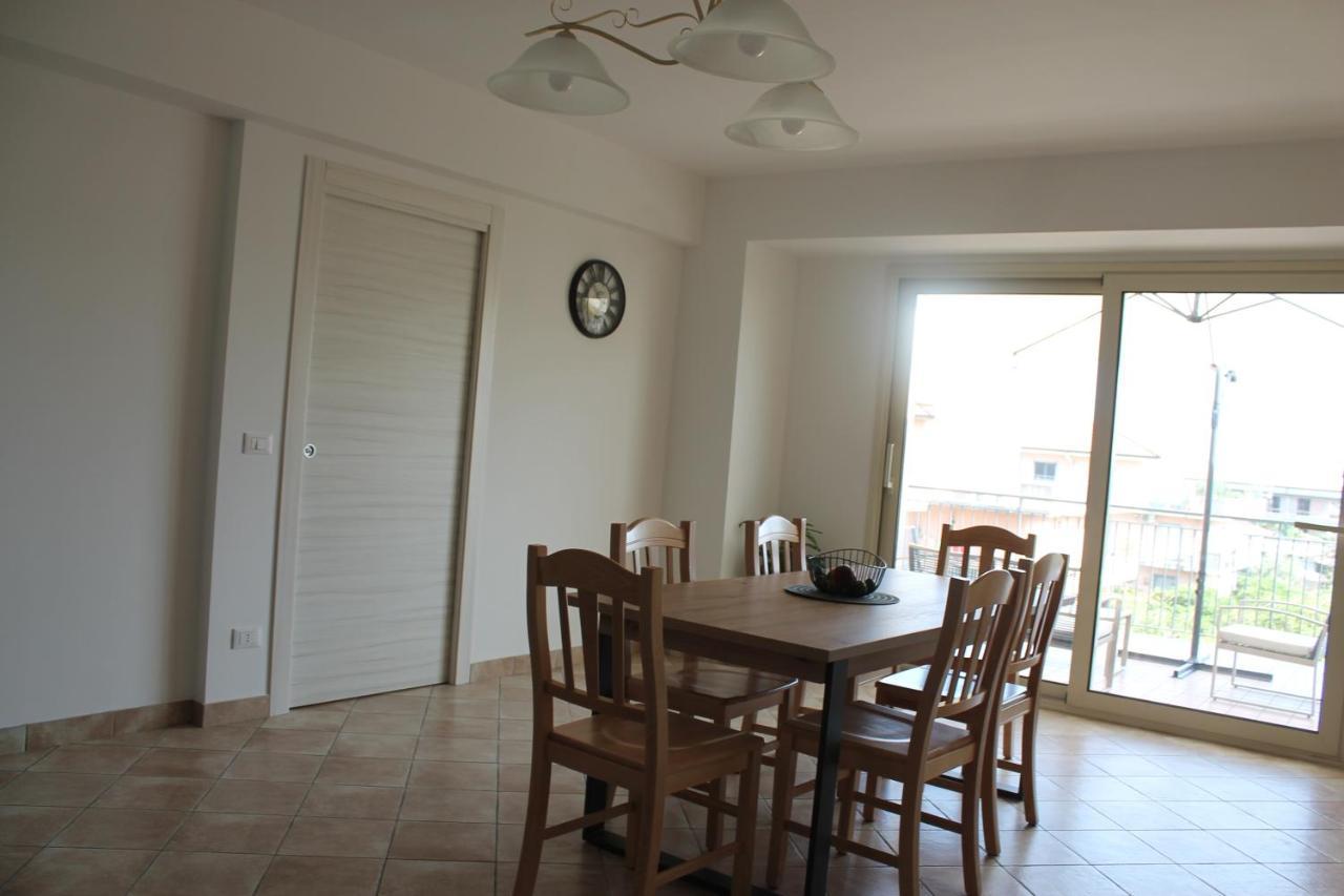 Maison De Cheeramie - Tourist Apartments Tra Mare E Etna ماسكالي المظهر الخارجي الصورة