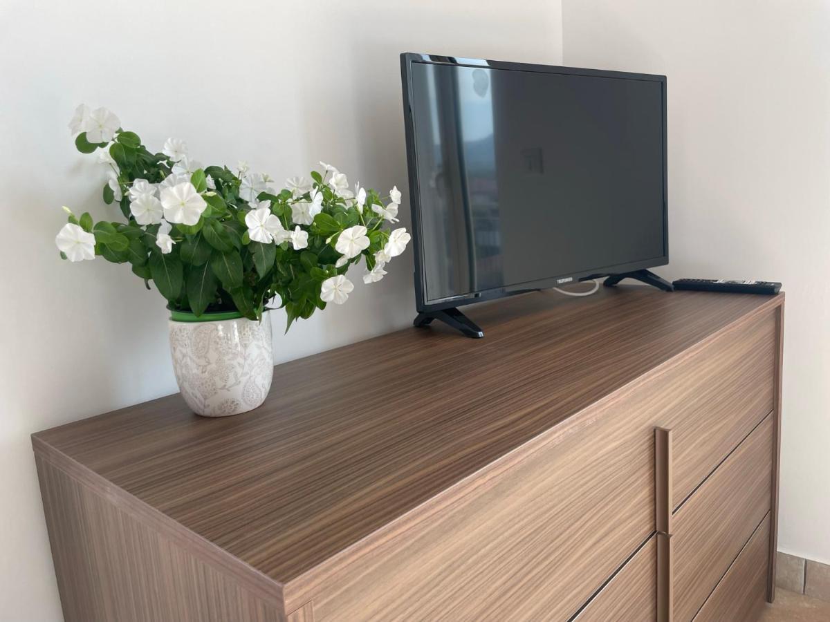 Maison De Cheeramie - Tourist Apartments Tra Mare E Etna ماسكالي المظهر الخارجي الصورة